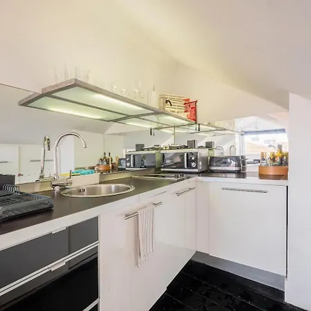 Stylish Penthouse W Terrace By Porta85