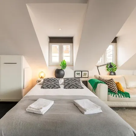 Stylish Penthouse W Terrace By Porta85 * 리스본